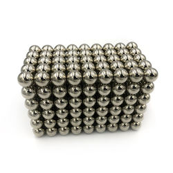 Venta al por mayor de fábrica, imanes de esfera de neodimio de tierras raras N52 potentes de 50Mm, bolas magnéticas de Neocube para aplicaciones mecánicas
